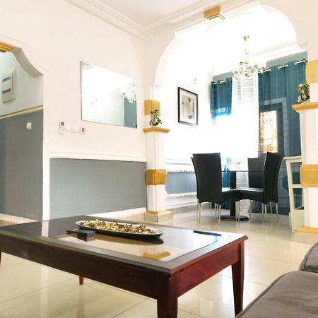 Appartement Meuble 3Ch Yaounde Omnisport - Tigson Exteriör bild