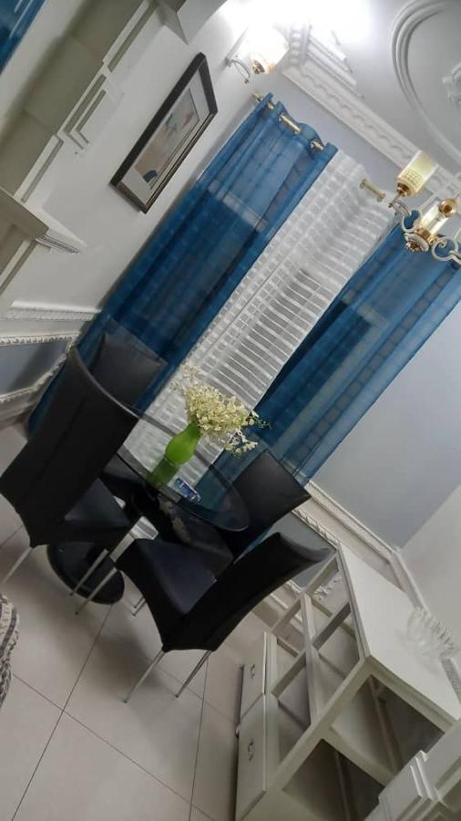 Appartement Meuble 3Ch Yaounde Omnisport - Tigson Exteriör bild